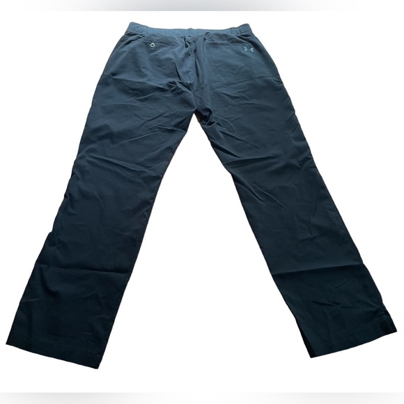 UnderArmour Men’s black 36/32 lightweight dress pants - Picture 2 of 6